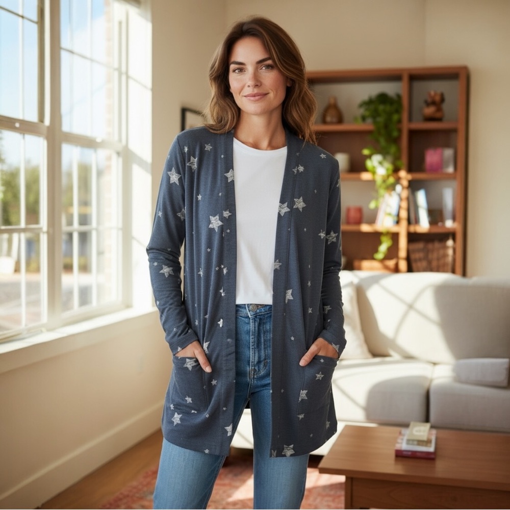 Star Patterned Open Cardigan - Picture 2 of 3